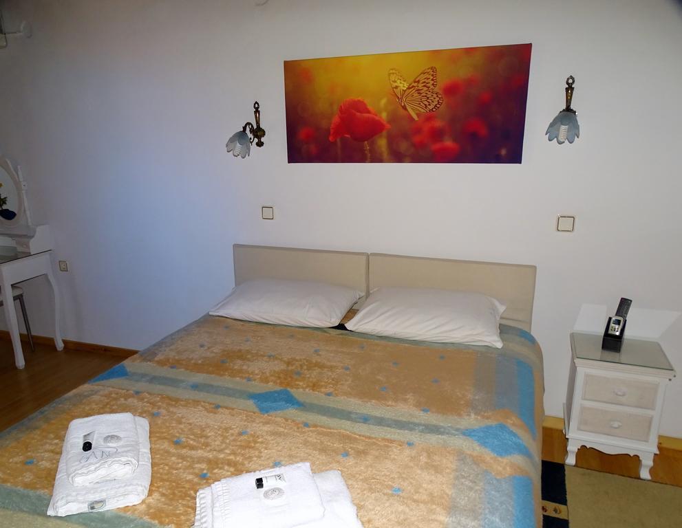 Anemones Rooms Chania  Buitenkant foto