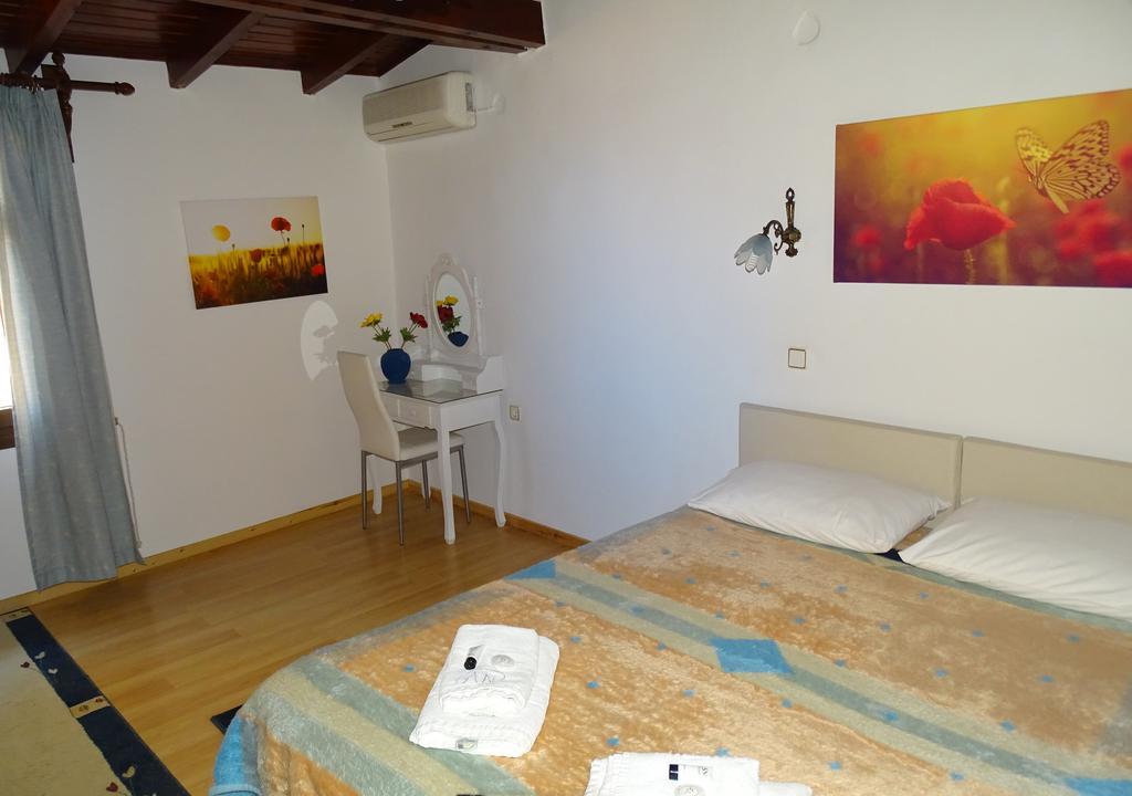 Anemones Rooms Chania  Buitenkant foto