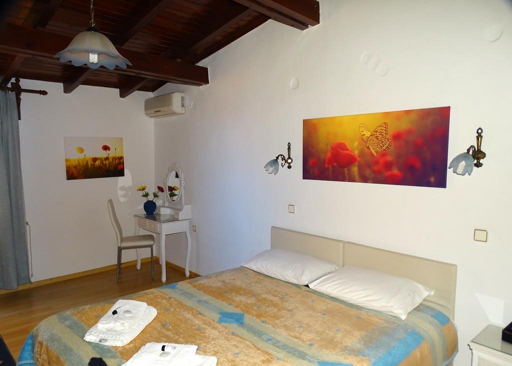 Anemones Rooms Chania  Buitenkant foto