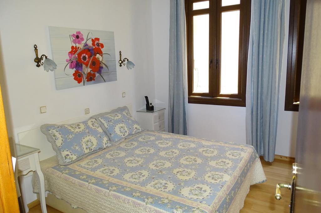 Anemones Rooms Chania  Buitenkant foto